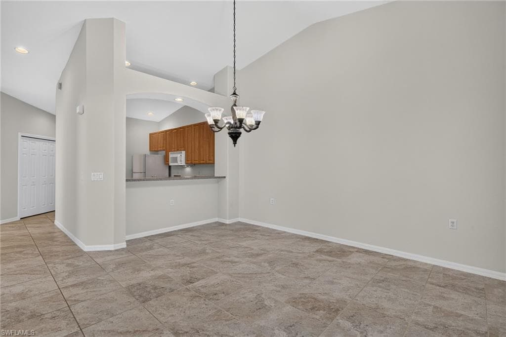 6156 Mandalay CIR 12-7
