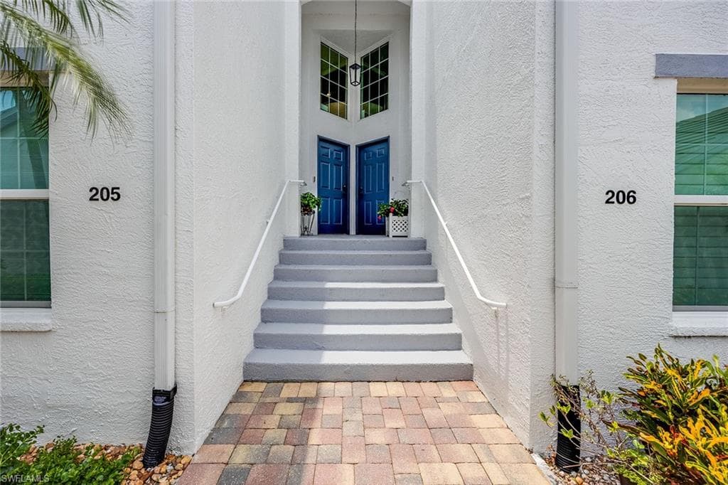 5963 Sand Wedge LN 205-5