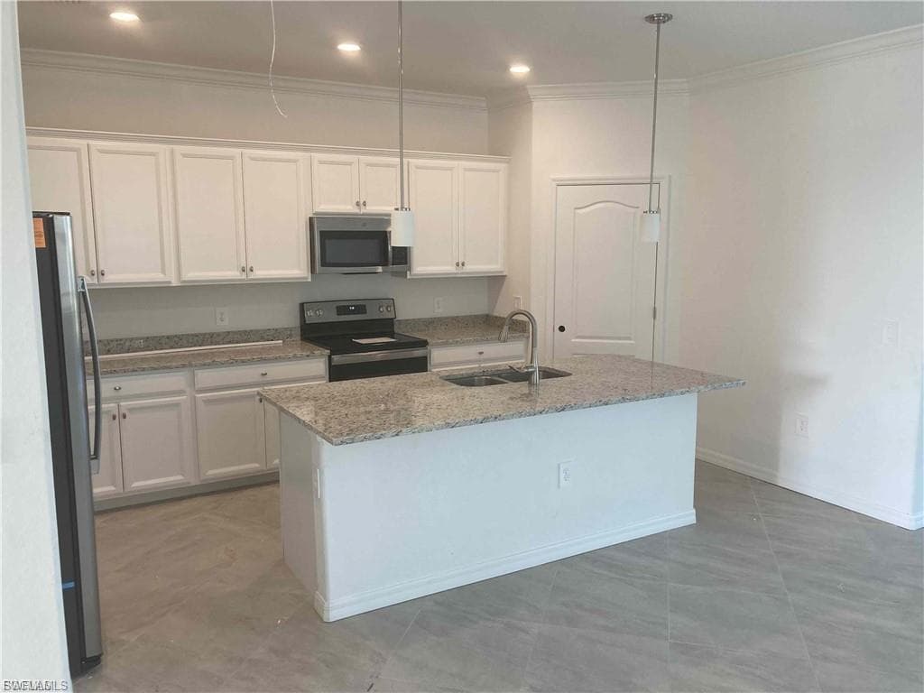 14499 Cantabria DR-14