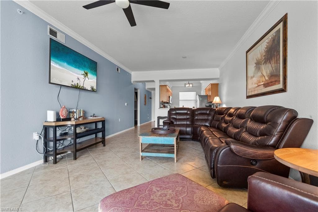 8470 Kingbird LOOP 1025-6