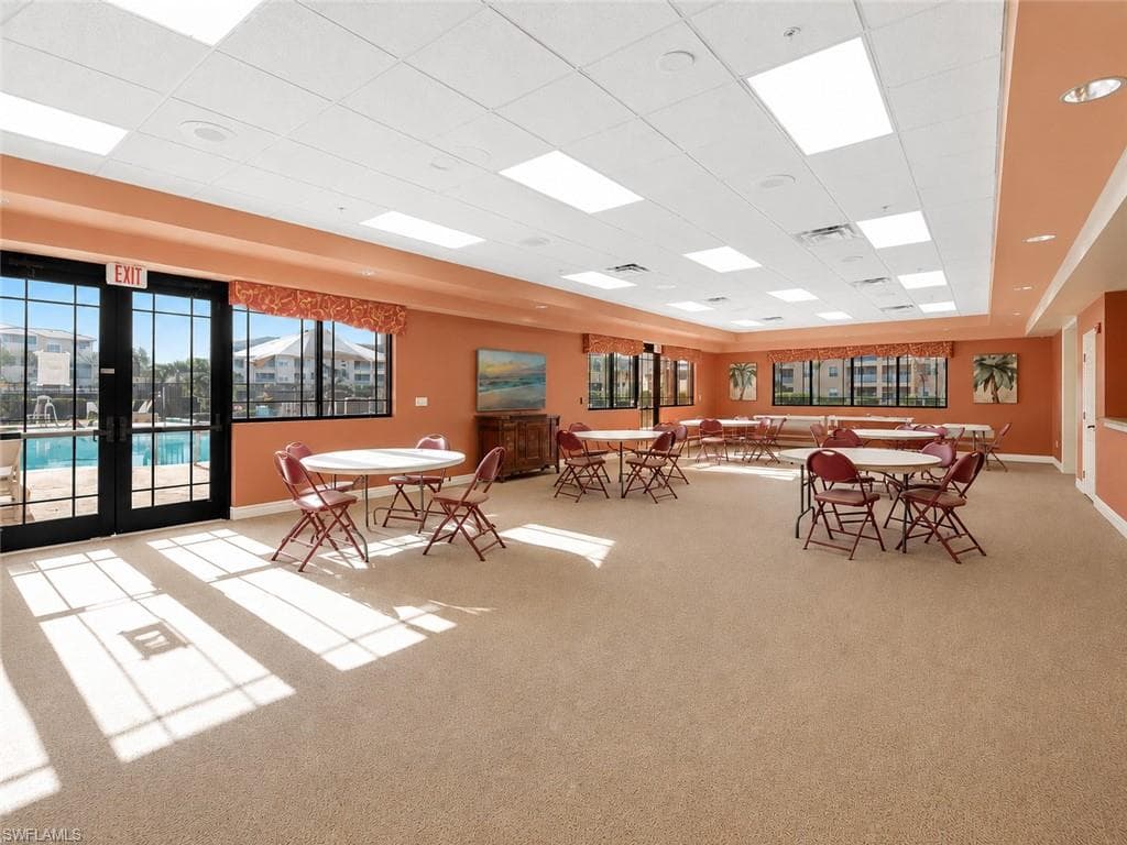 8470 Kingbird LOOP 1025-35
