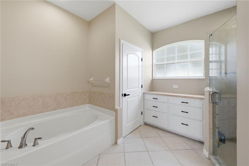 12445 Muddy Creek LN-30