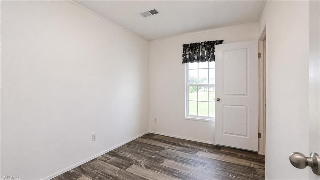 21190 Cypress Park CIR-17