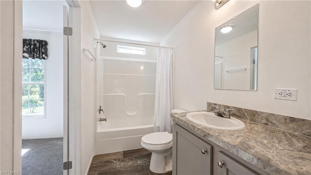 21190 Cypress Park CIR-14