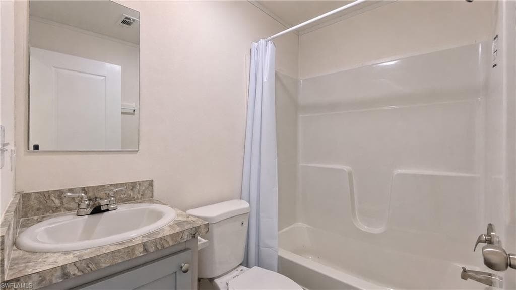 21190 Cypress Park CIR-19