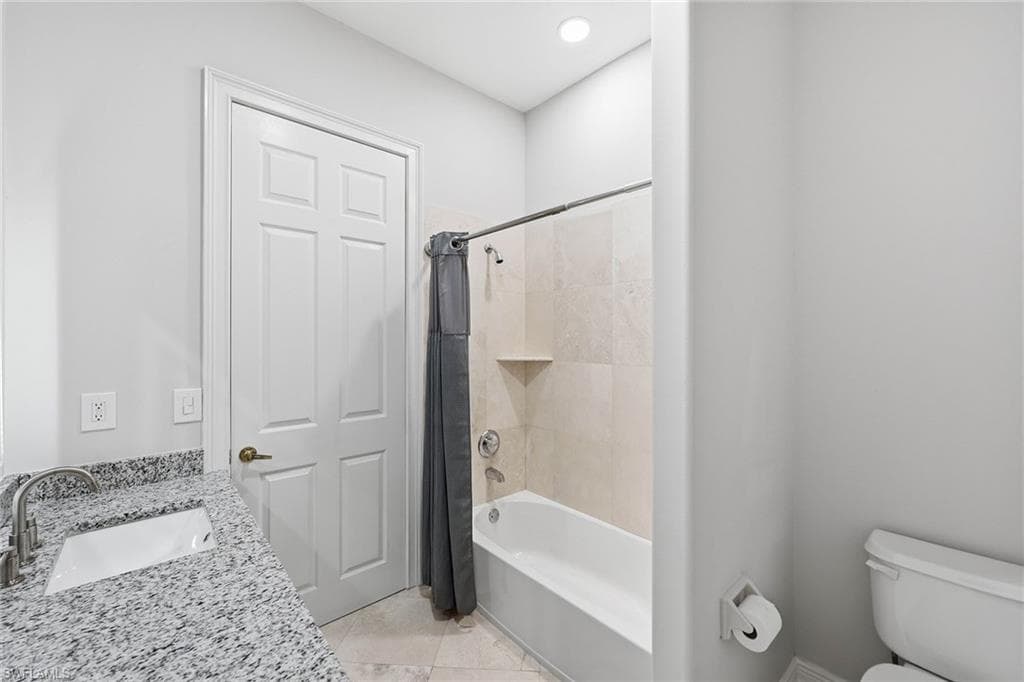 25820 Creekbend DR-24