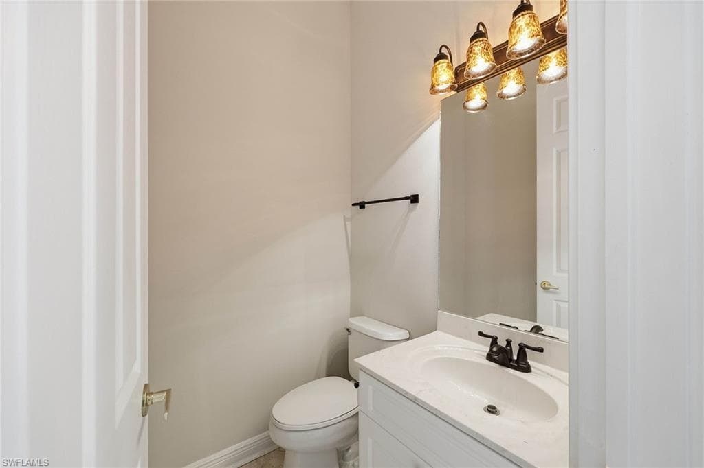 25820 Creekbend DR-21