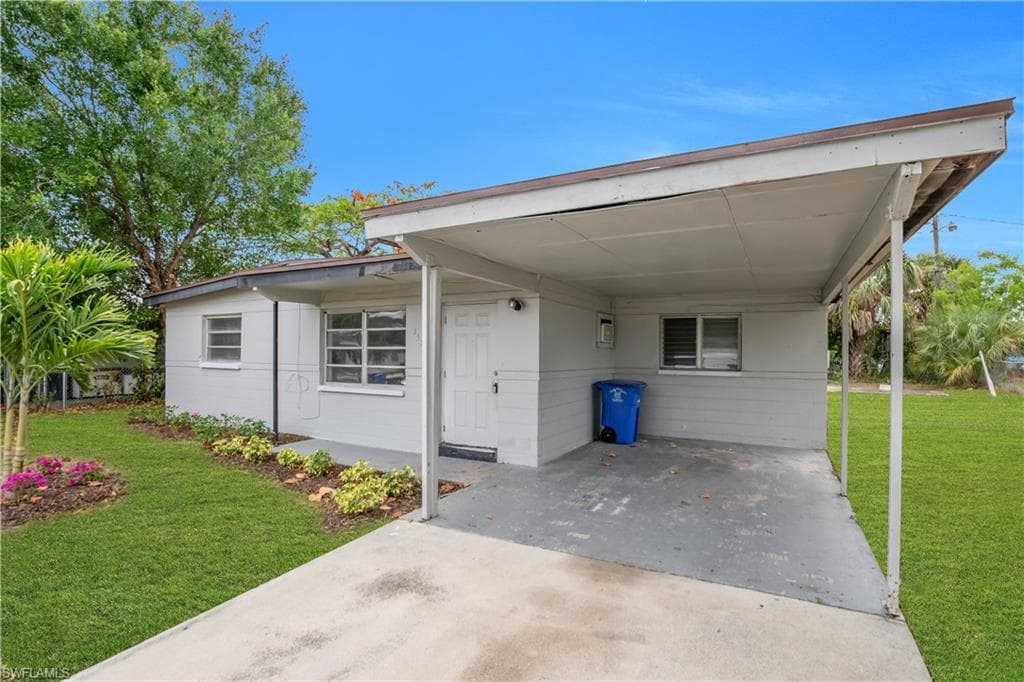 1527 Gardenia AVE-5