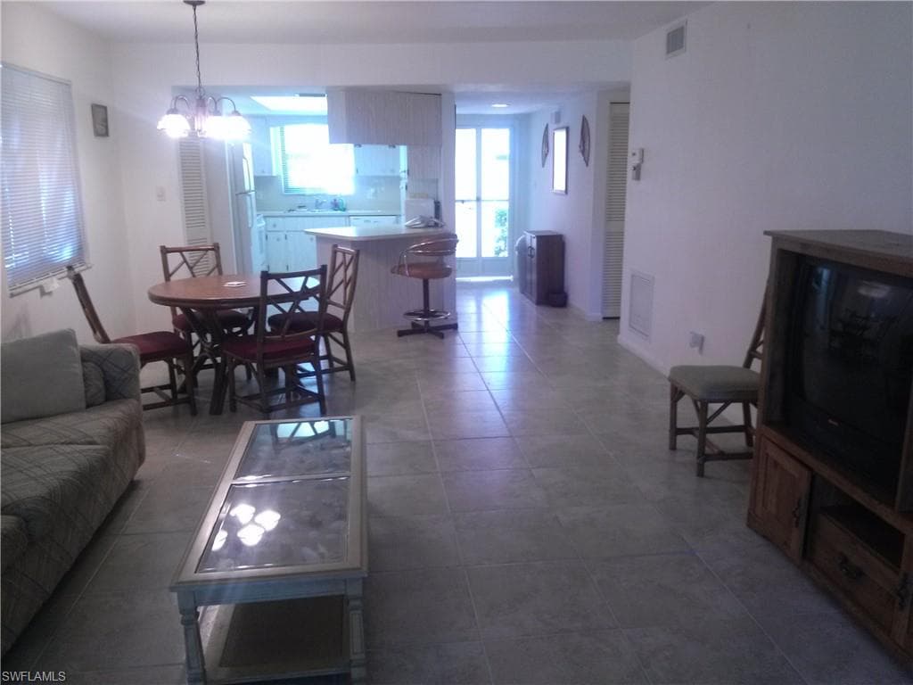 4963 Pepper CIR D106-3