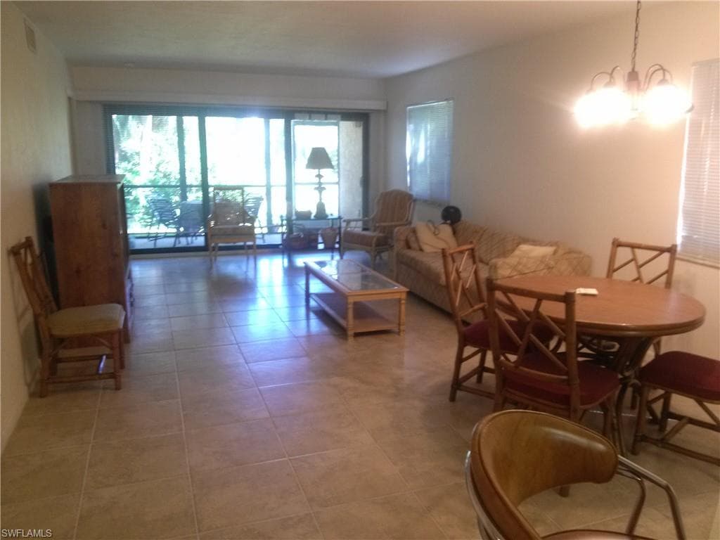 4963 Pepper CIR D106-4