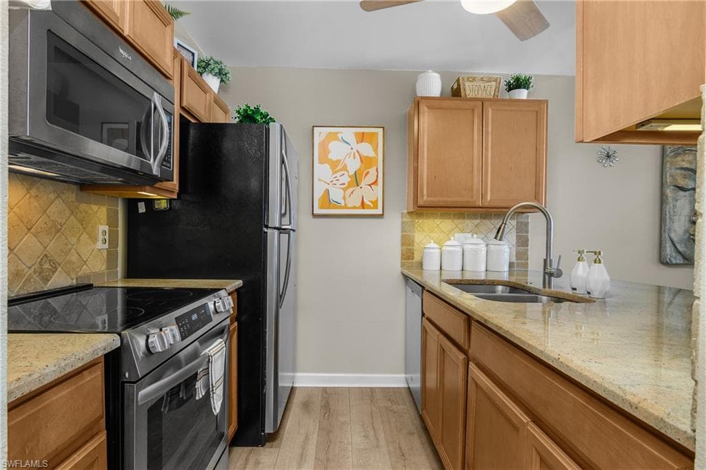 5266 Cedarbend DR 1-6