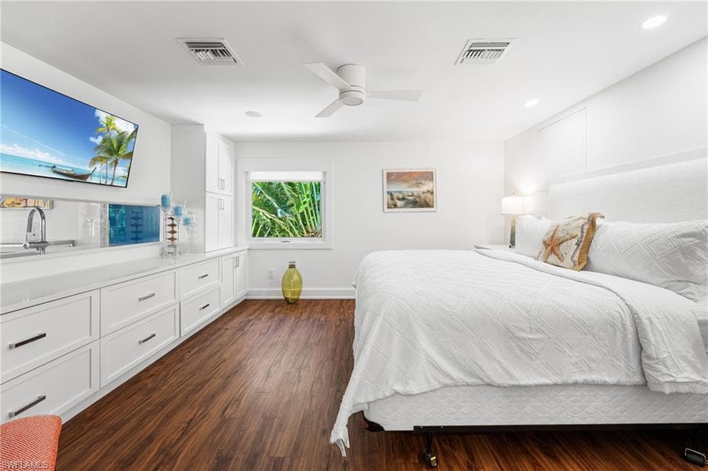 4577 Waters Edge LN-31