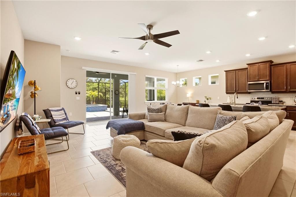 844 Heather Lake AVE-6