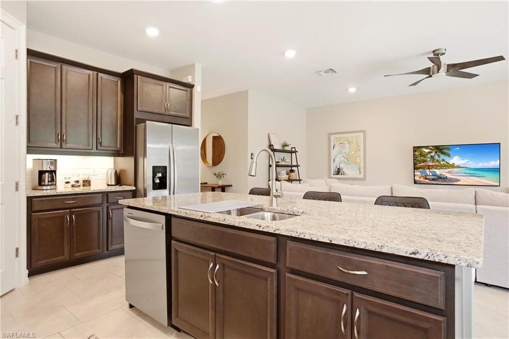 844 Heather Lake AVE-10
