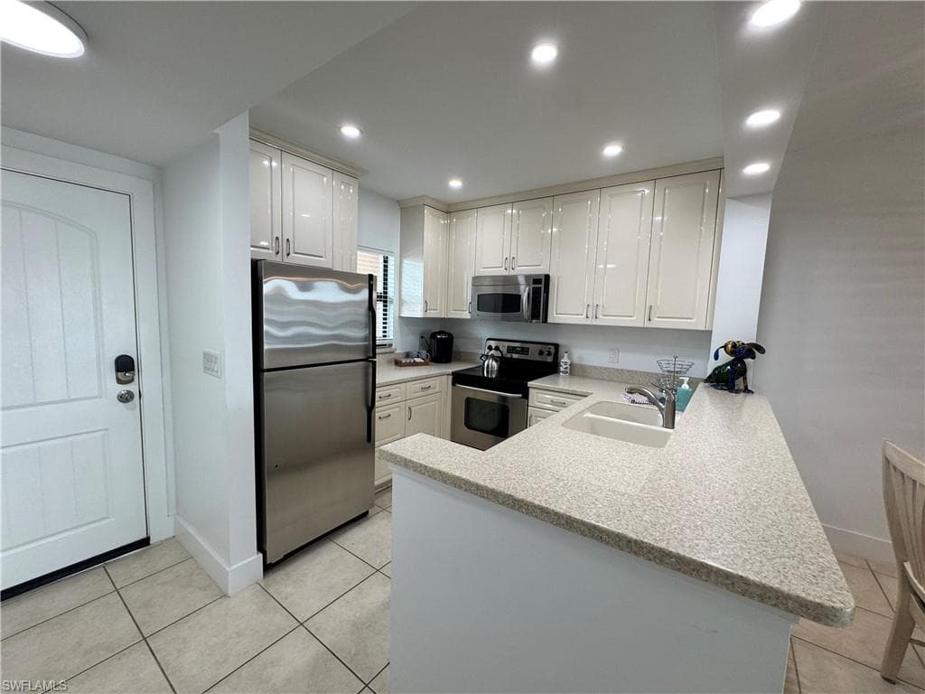 801 River Point DR 206A-2