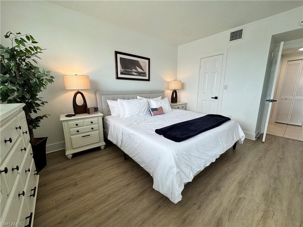 801 River Point DR 206A-16
