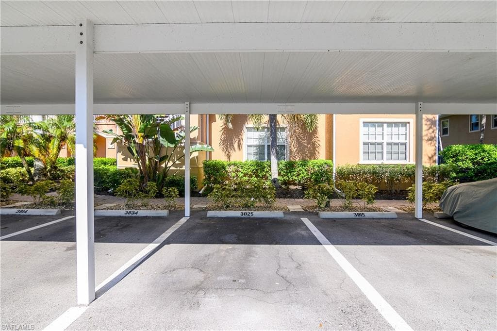 9621 Spanish Moss WAY 3825-23