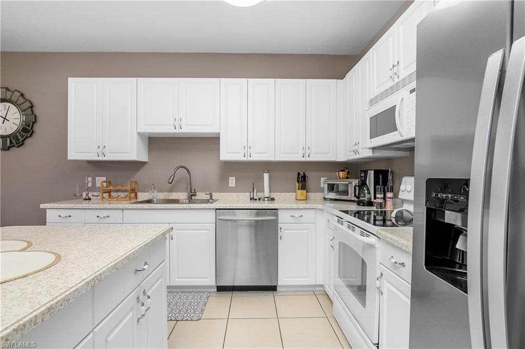9621 Spanish Moss WAY 3825-7