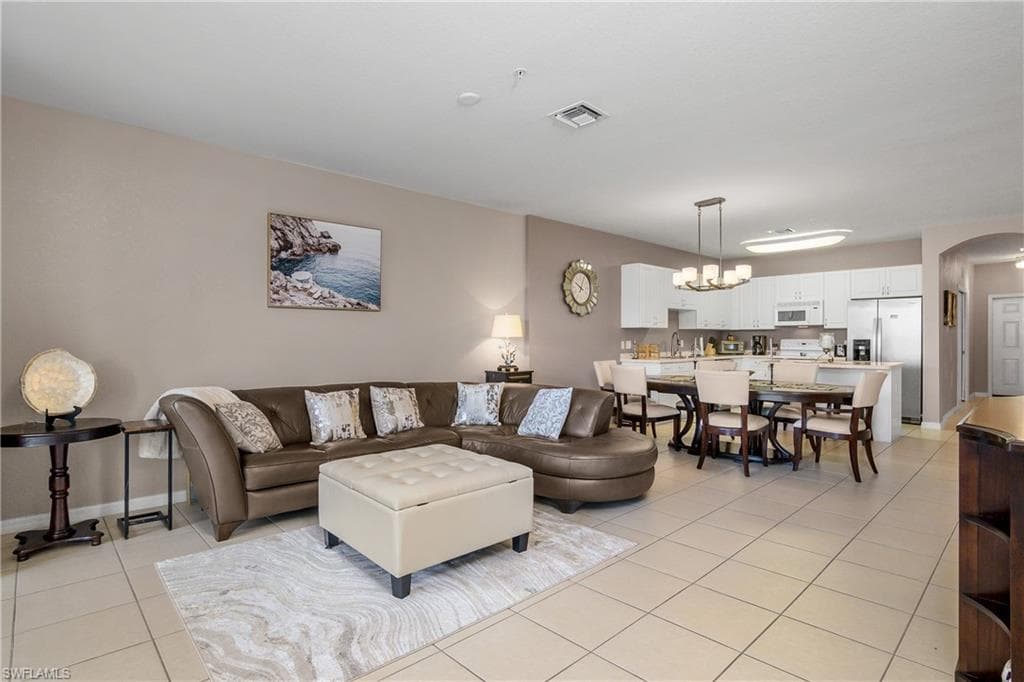 9621 Spanish Moss WAY 3825-9