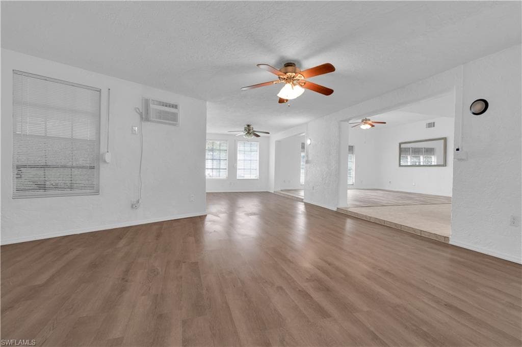 9 Regency CT-23