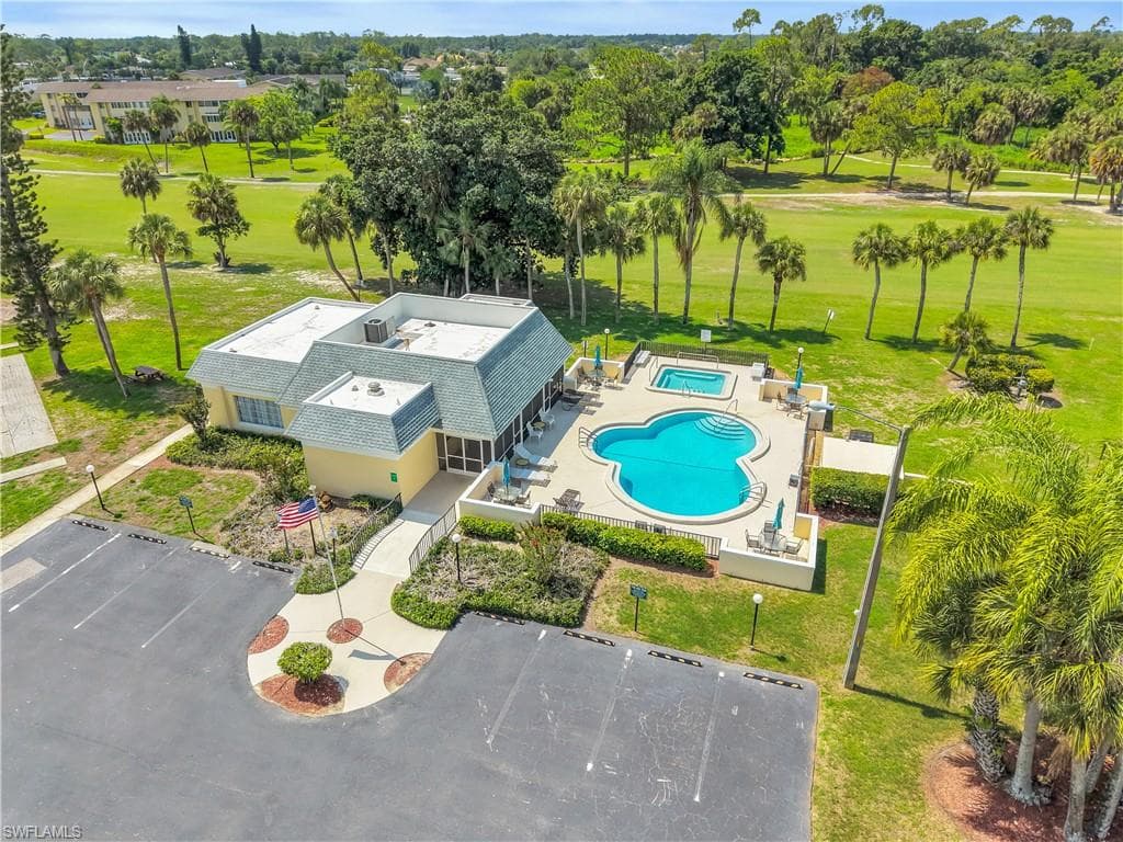 9 Regency CT-11
