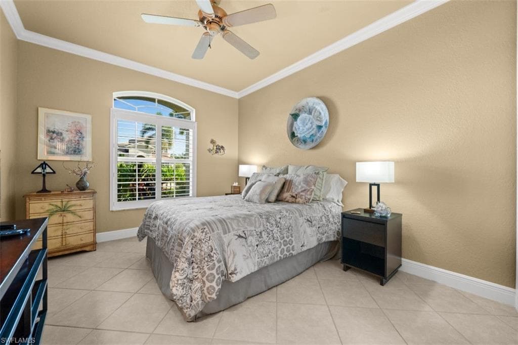 19603 Maddelena CIR-23