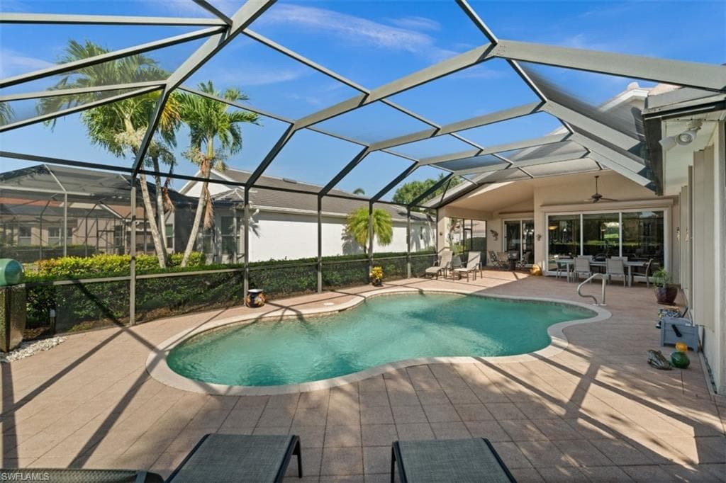 19603 Maddelena CIR-32