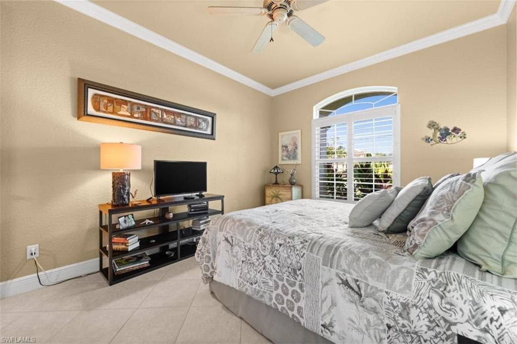 19603 Maddelena CIR-24