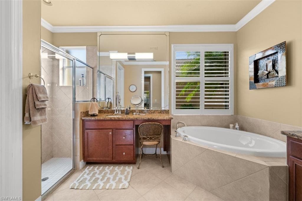 19603 Maddelena CIR-21