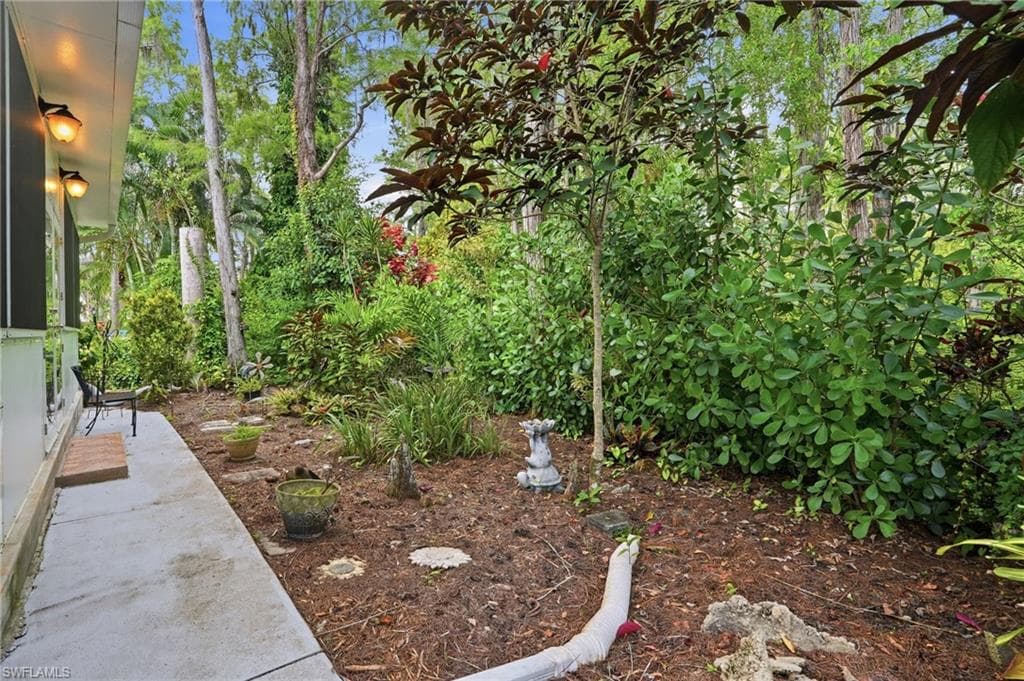 10727 Maui CIR-33