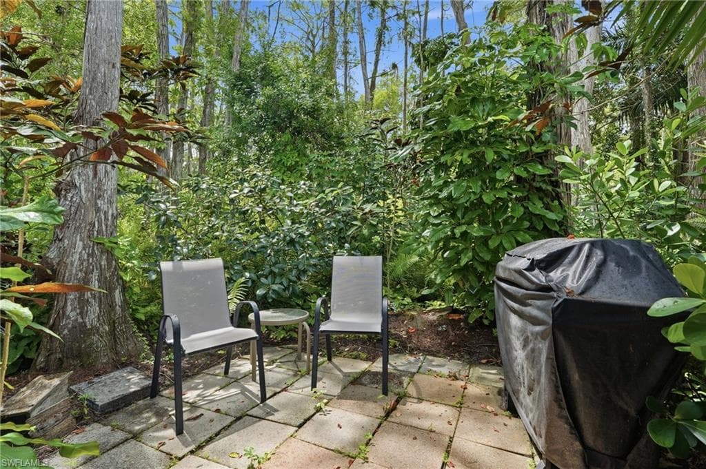 10727 Maui CIR-32