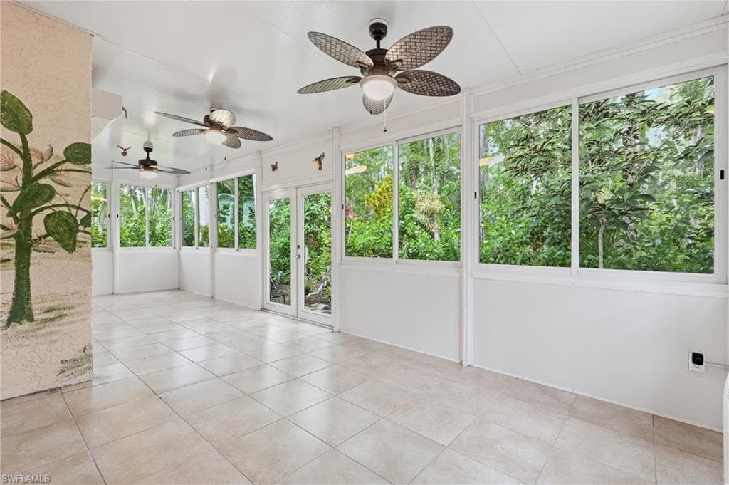 10727 Maui CIR-19