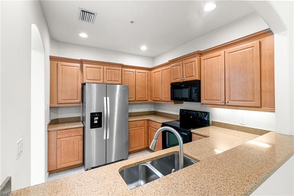 4341 Lazio WAY 1208-6