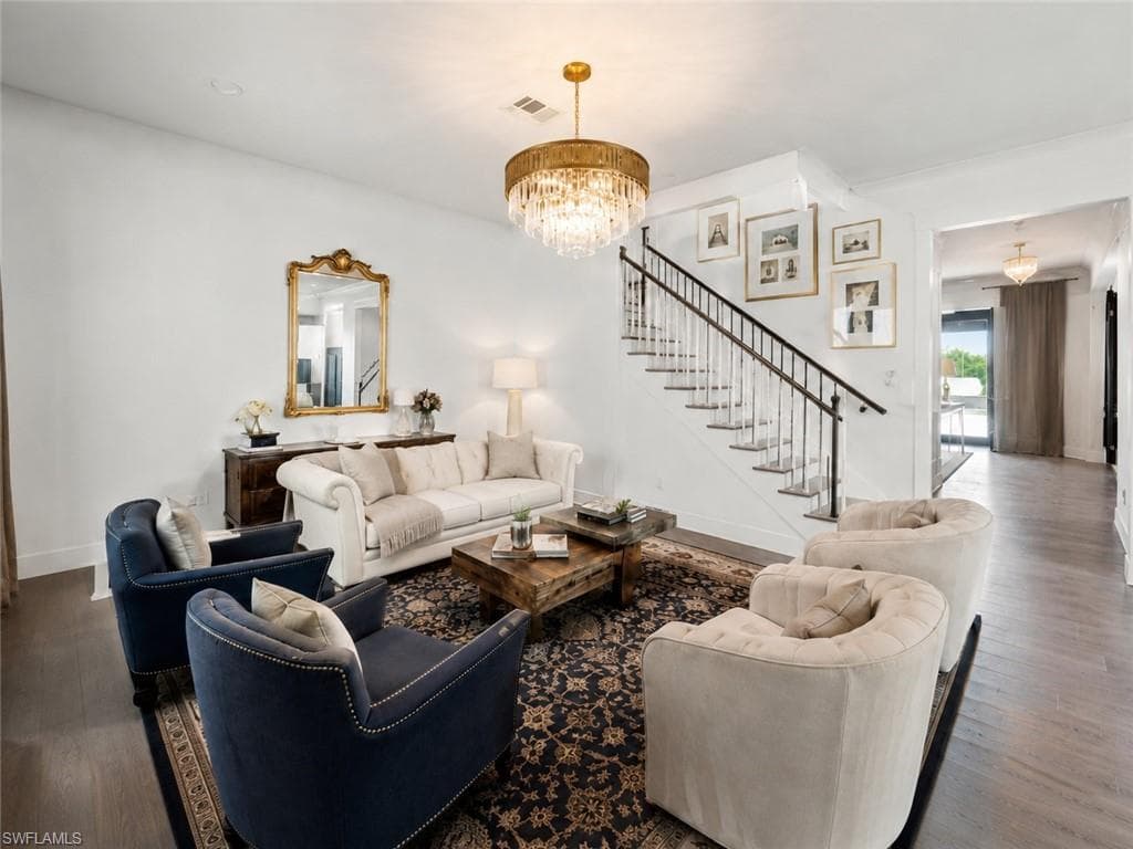 11905 Hickory Estate CIR-5