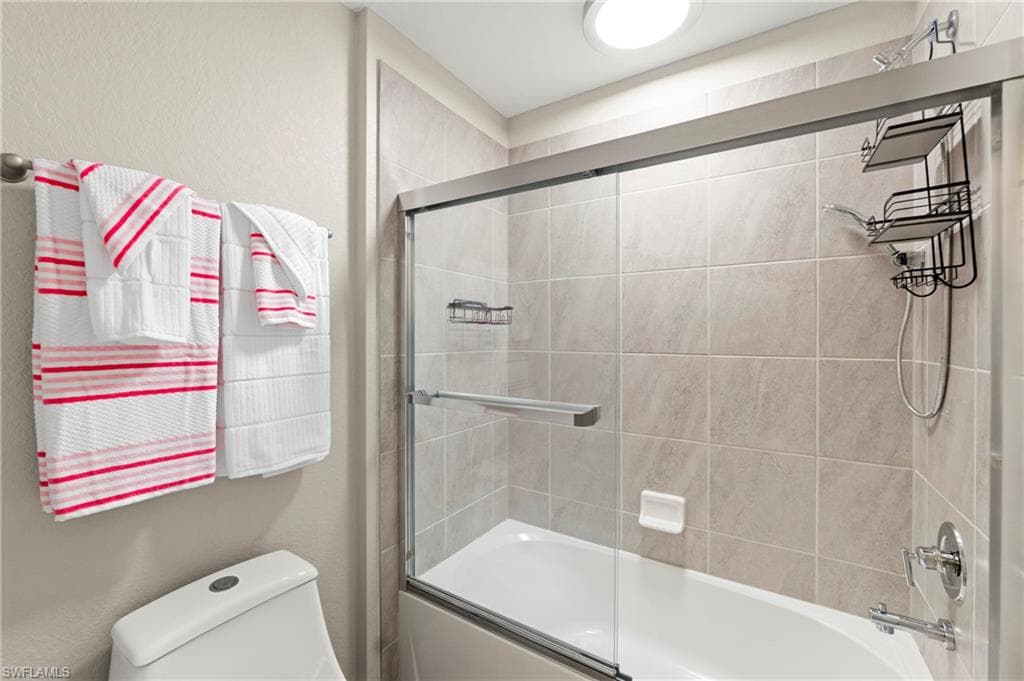11905 Hickory Estate CIR-40