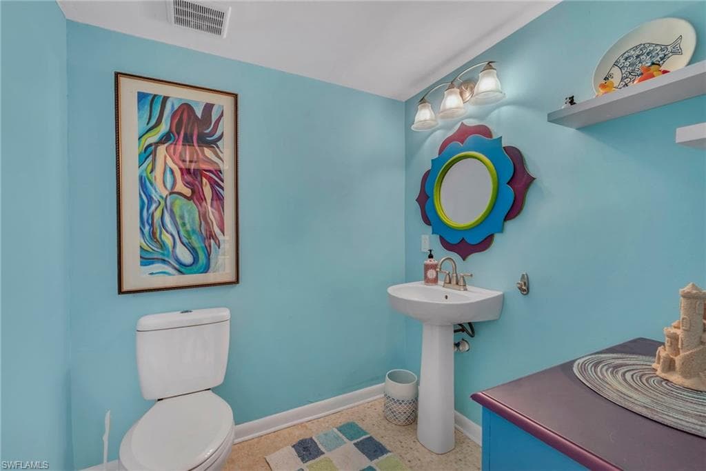 870 Meadowland DR F-15
