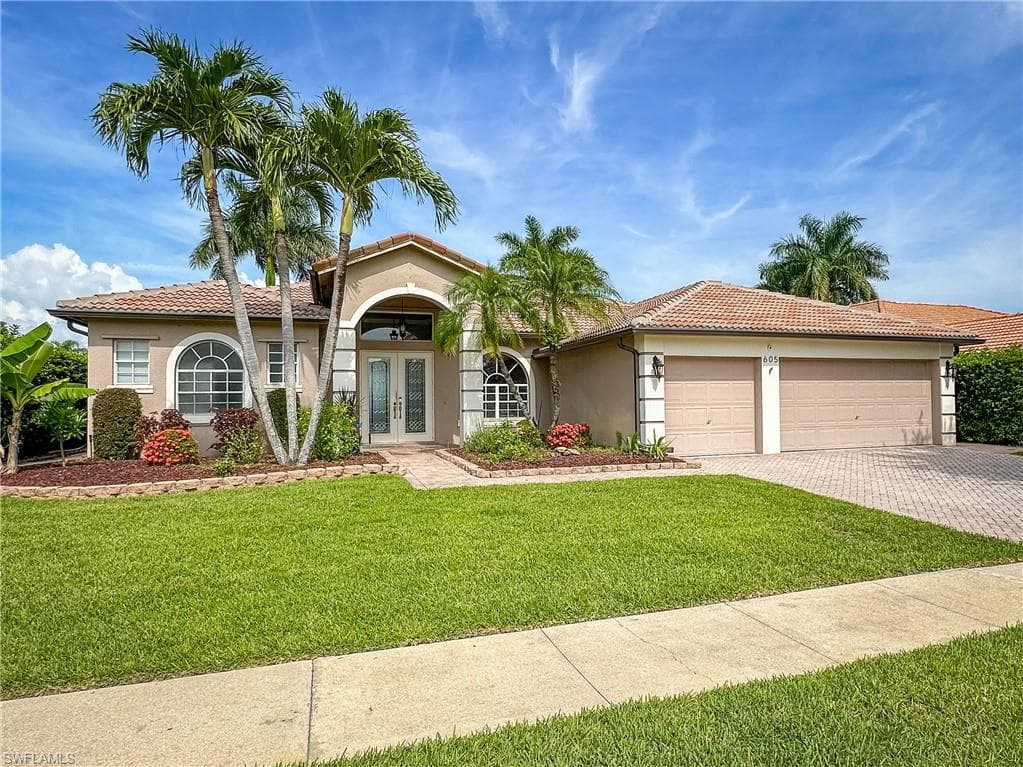605 Grand Rapids BLVD-3