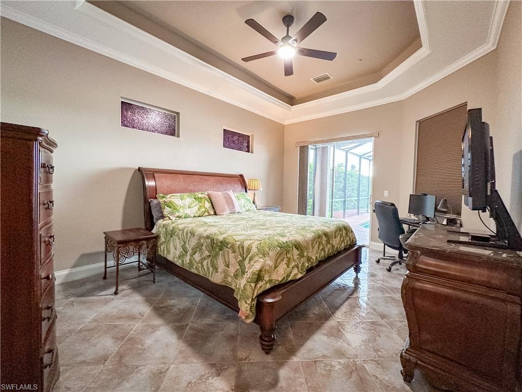 605 Grand Rapids BLVD-11
