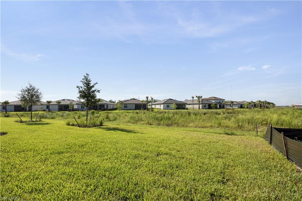 19226 Hinkley DR-38