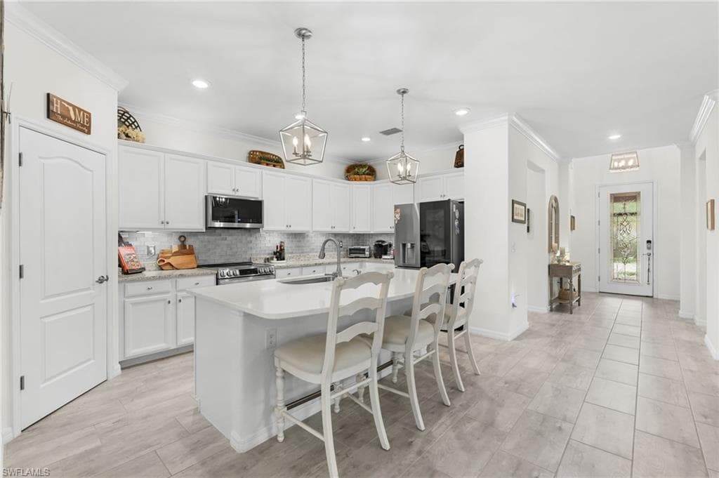 10252 Livorno DR-9