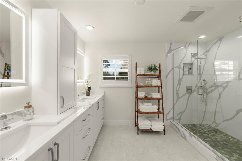 11940 Oakland DR-23