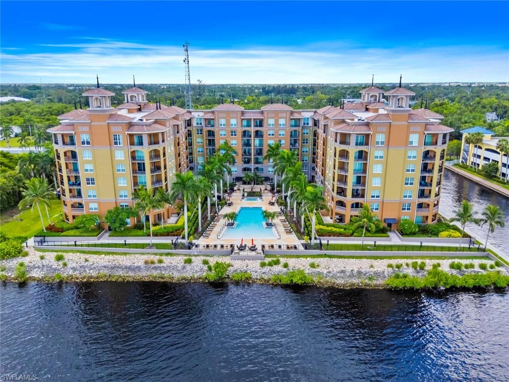 2825 Palm Beach BLVD 203-1