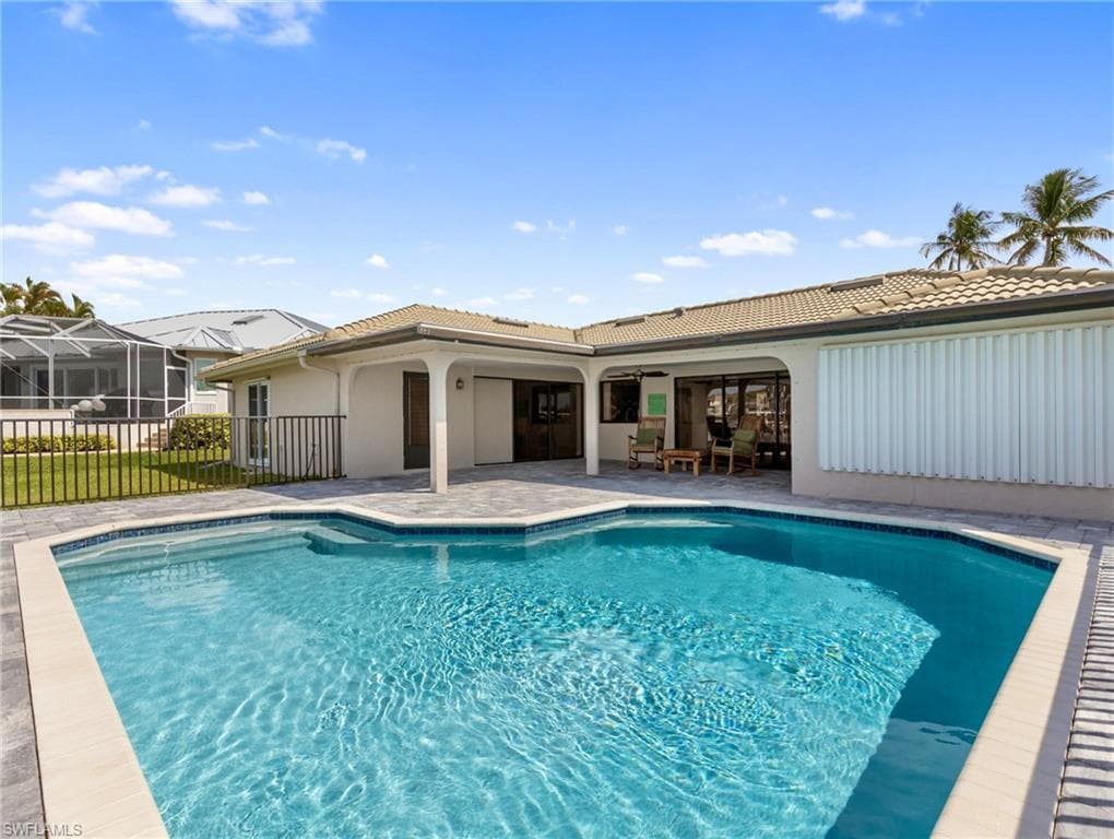 14661 Fair Havens RD-38