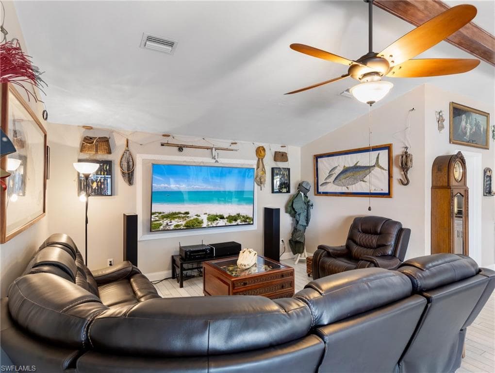 14661 Fair Havens RD-10