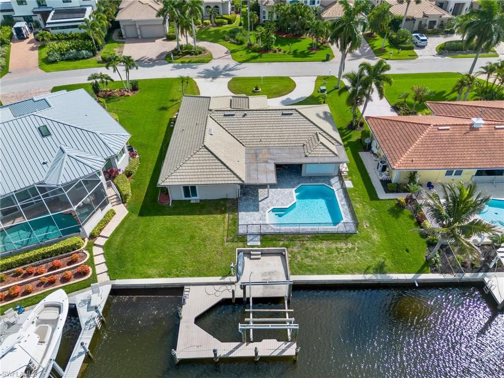 14661 Fair Havens RD-45