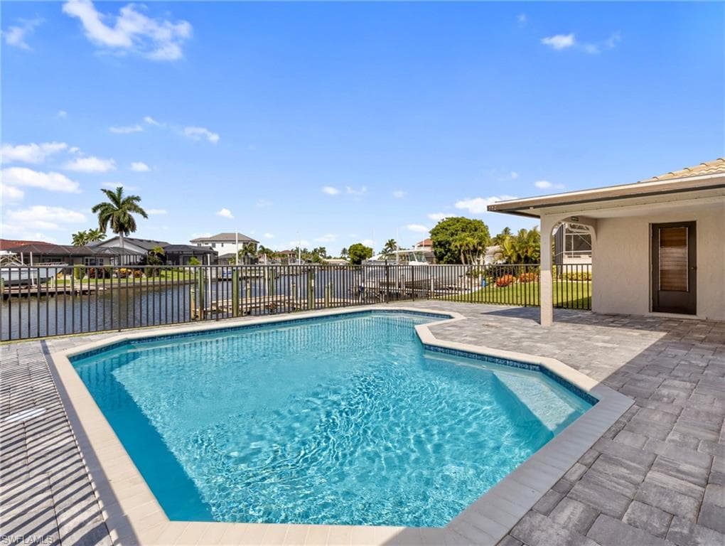 14661 Fair Havens RD-37