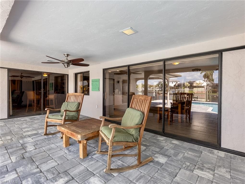 14661 Fair Havens RD-40