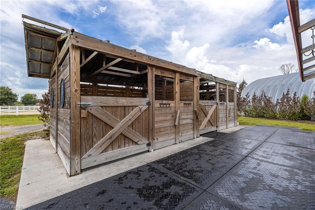 12090 Shawnee RD-26