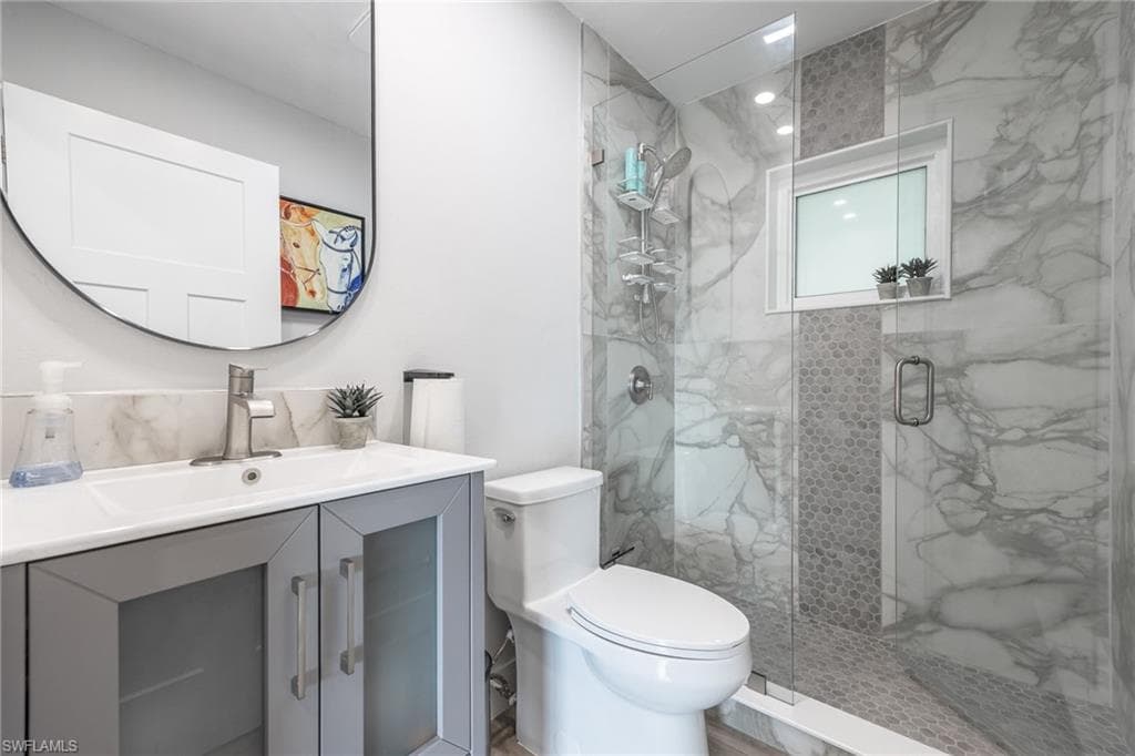 12090 Shawnee RD-44