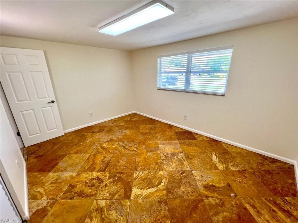 4708 Orange Grove BLVD-25